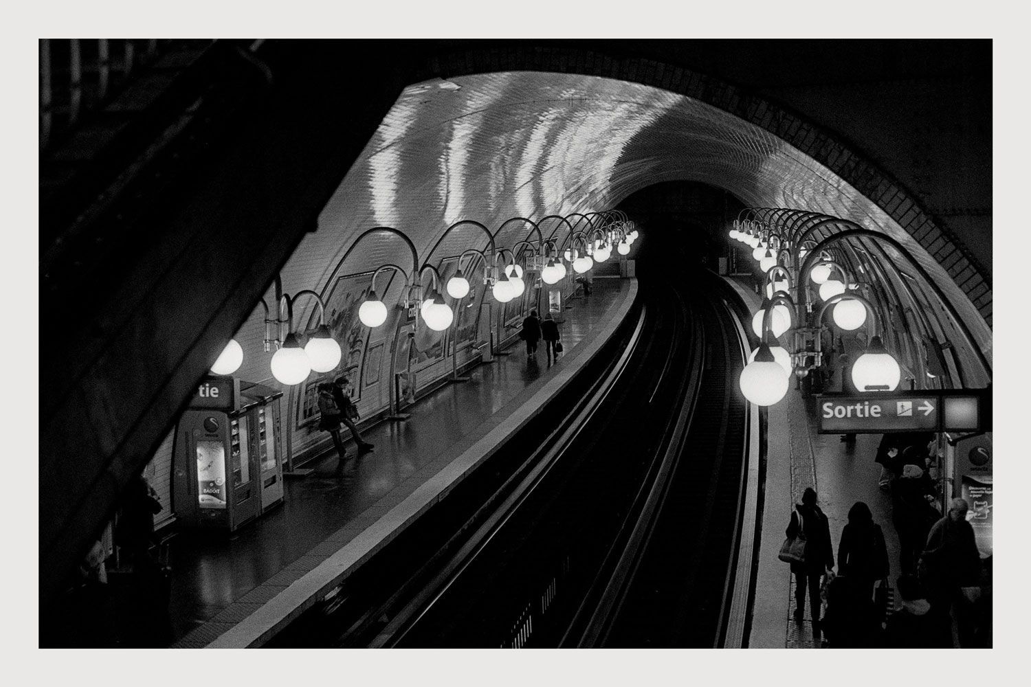 Paris Milan Blur